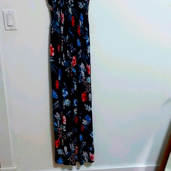 Navy Floral Maxi dress - Picture 12 of 15